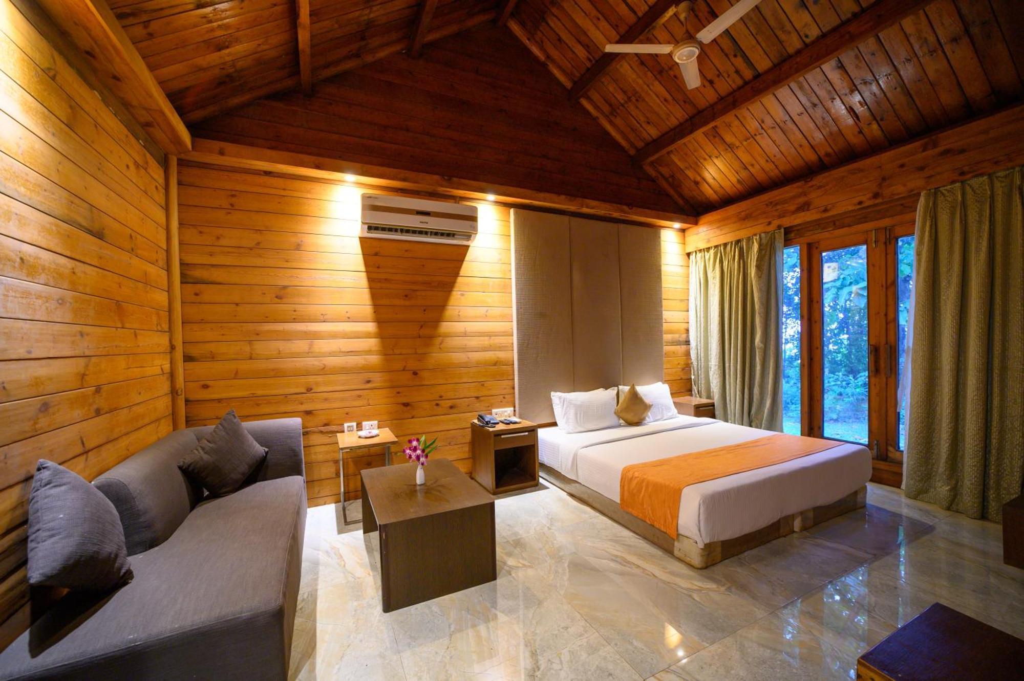 Sinclairs Retreat Dooars, Chalsa Hotel Екстериор снимка