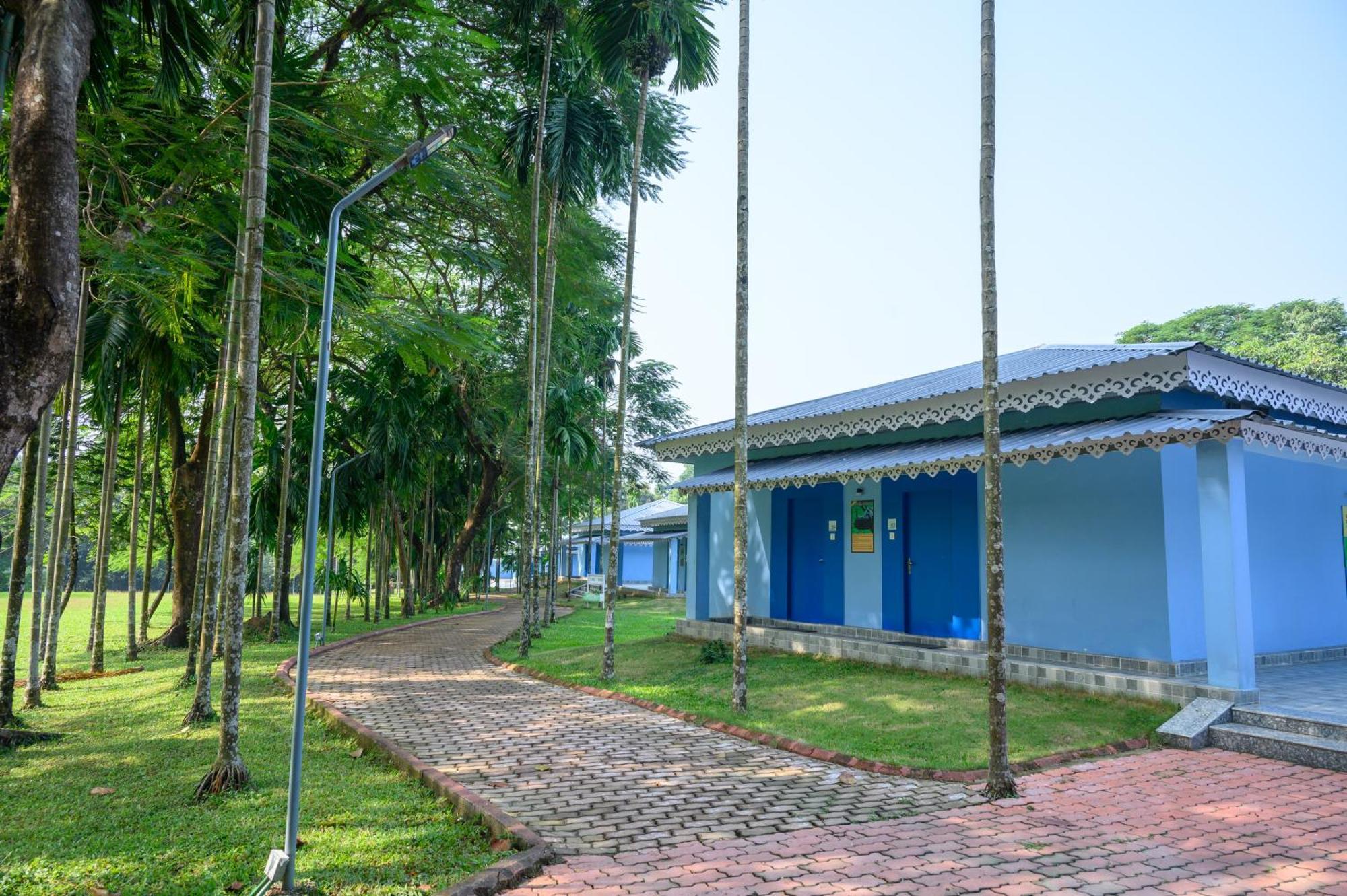 Sinclairs Retreat Dooars, Chalsa Hotel Екстериор снимка